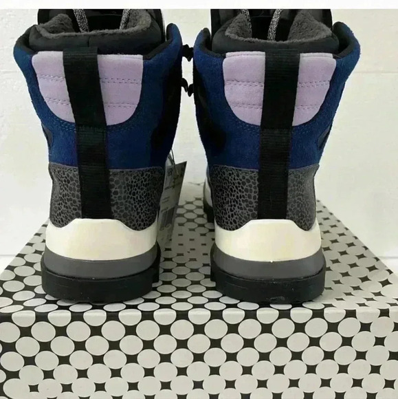 Adidas by Stella McCartney Eulampis Boots - Picture 4 of 7